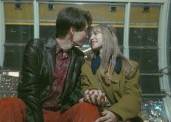 美しすぎる人気女性芸人、初対面のイケメン俳優と観覧車で密着…キスの距離に「最高でした、夢のよう」