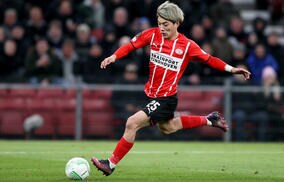 「ロッベンやん」日本代表復帰の堂安律がゴール集動画を公開「黄金の左足」