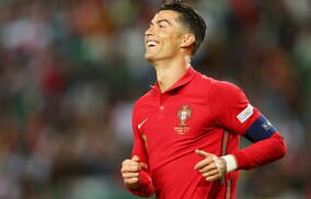 「素敵なパジャマ」「ゴミ箱行き」ポルトガル代表のW杯ユニフォームが全く受け入れられずファンの不満爆発「早く本物を発表してくれ」