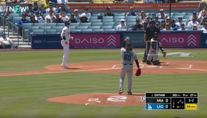 【写真・画像】大谷翔平、中継カメラがとらえた”驚愕の技術” ボールをギリギリまで見てバットを“ピタ止め”する瞬間　ファン騒然「こんな打者いない」「調子良いな」　1枚目