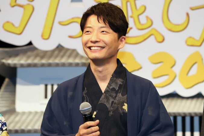 星野源&高橋一生&及川光博、“ホワイトアスパラガス”トリオ結成？肩寄せ合う姿にファン歓喜 2枚目