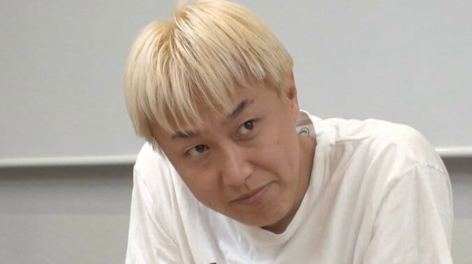 【写真・画像】“7股報道”のクズ芸人、狙っている女性芸能人“5人”を実名告白 ノブコブ吉村「傷ついた人狙ってる」　1枚目