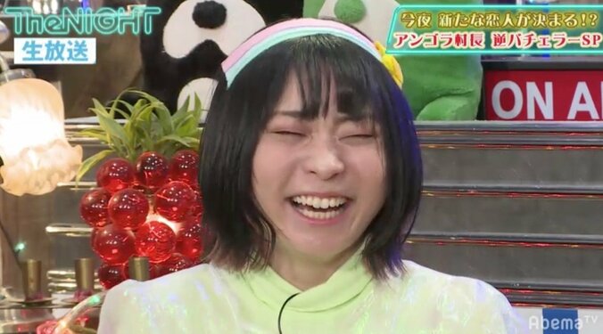 アンゴラ村長のエキセントリックな無茶ブリに、恋人候補の芸人たちが四苦八苦 1枚目