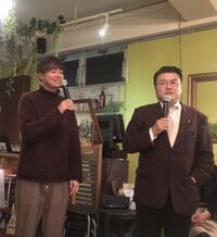 長男・菅田将暉似と言われる三男・新樹くんとの父子ショットを披露「長男やと思った！ソックリ！」