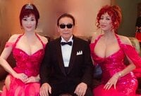 叶姉妹、久しぶりにタモリと再会し3ショット公開「いつものようにジェントルマン」