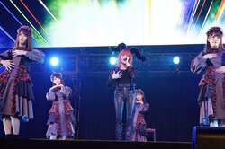 きゃりーぱみゅぱみゅとけやき坂46が武道館でコラボライブ「こんな幸せな時間はないな」