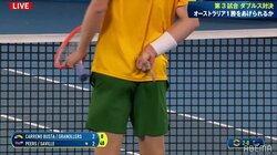 サインが敵チームに“筒抜け”の珍事…「スクリーンに映さないで」抗議に会場から笑いも／ATPカップ