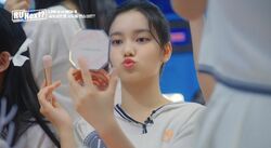 準備時間30分… とにかく必死にカメラにアピール！練習生たちが表現力を競い闘争心が剥き出しのバチバチの争い