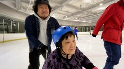「スケートをしたい」と言ってきかない95歳祖母 歩くのは難しい状態で実現は？