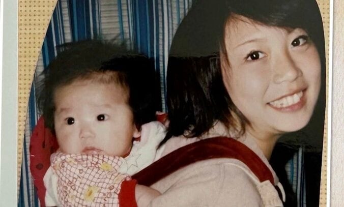 【写真・画像】「中2で出産」リアル“14才の母”、37歳になった現在の姿に驚きの声「すごいキレイ！」 夫は12歳年上の経営者男性　1枚目