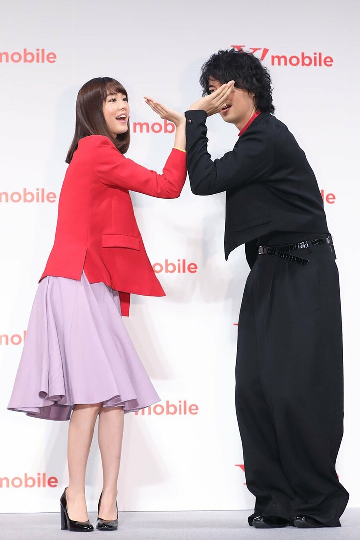 桐谷美玲、にゃんこスターとの共演に「やったぜ!」