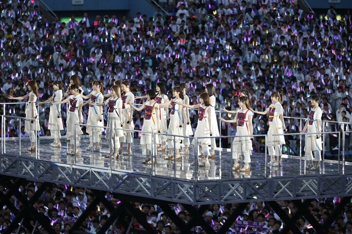 「どっちのパフォーマンスも見たい…」2つの会場のファンを唸らせた乃木坂46の“シンクロライブ”