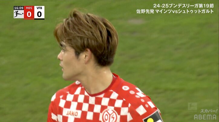 【写真・画像】空中で頭突き！ 佐野海舟、今季“初”警告シーンが話題…1627分で1枚目「イエローじゃないだろ」「珍しくね？」反響続々　1枚目