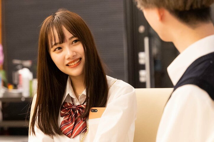 鬼モテ女子まじゅ、彼女＆彼氏感溢れる写真を男子と撮影し合う『恋ステ 2022秋 ～Honey Soda Story～』#2