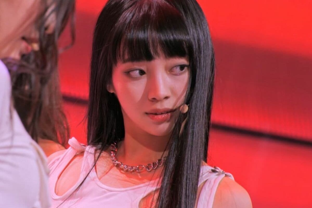 歌い出しから強烈な存在感！日本人アイドル・ナナ、BLACKPINKの世界観