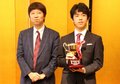 藤井聡太七段、新人王表彰式に出席「優勝で卒業できてうれしい」
