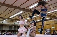 元タッグ王者マジラビに善戦、上福＆白川が“我流プロレス”の成長ぶり発揮