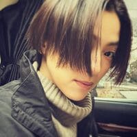 「イケメンすぎ」「美少年ですね」中村アンのハンサムなショートヘア姿に絶賛の声