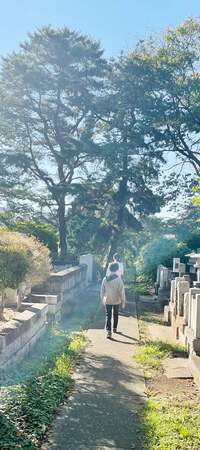 市川海老蔵『お墓参りへ』