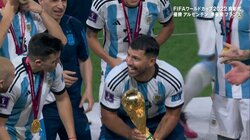 メッシ、不整脈で現役引退の盟友アグエロが決勝前日に同部屋に宿泊する感動秘話 「マジ泣ける」喜びを分かち合う姿に視聴者もらい泣き