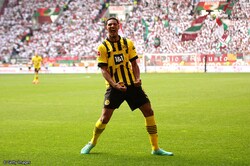 ドルトムントがハラーの2得点などで首位に浮上！　11年ぶりリーグ制覇に王手