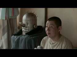 佐藤健、兄・山田孝之の“お友達”を見て絶句　『ハード・コア』シュールな笑いを誘う本編映像解禁！