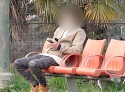 「死ねもしないでこうやって生きている」“常にひとり”69歳男性、青森から大阪・西成にたどり着いた理由「子どもには20年以上会えてない」「常に女と借金で」