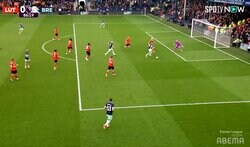 ルートン橋岡大樹がまたも失点関与…アシストを許した一部始終でどう動くべきだった？「詰め方とポジショニングが悪すぎる」「ハズレくじを引いた」ファンの意見は割れる