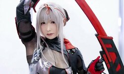 Stimulated by Various Emotions: The Cosplay of 'NIKKE' Character 'Guren: Black Shadow'