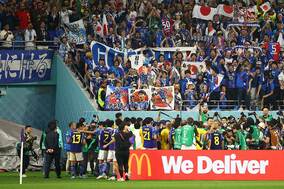 【W杯】大金星スペイン戦「またアーニャいた」と話題　日本サポーターに驚き「よく見たら…」「紛れ込んでた」