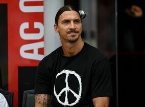 「出会えて幸運だった」ズラタンが“ナンバーワン”と絶賛した監督は？「もう金を貸せと言わないで」