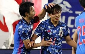 「僕はまだ落ち着いている」代表初ゴール直後の久保建英が“超クール”も堂安は不満？「もっと喜べよアイツ！」