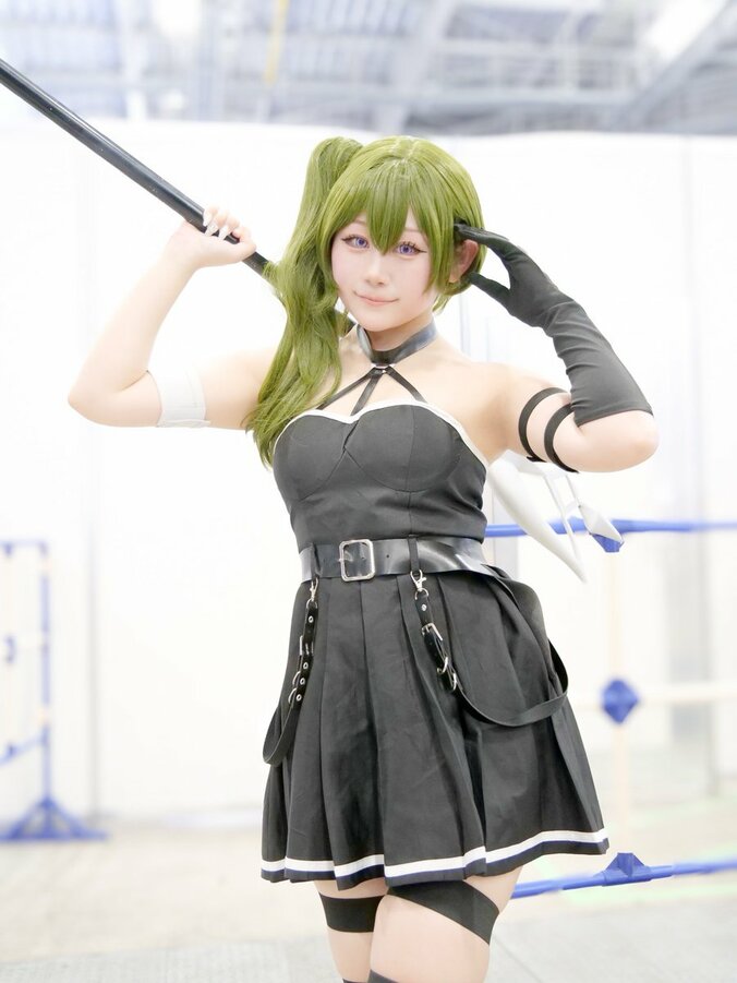 【写真・画像】『葬送のフリーレン』ユーベルコスプレ画像　1枚目