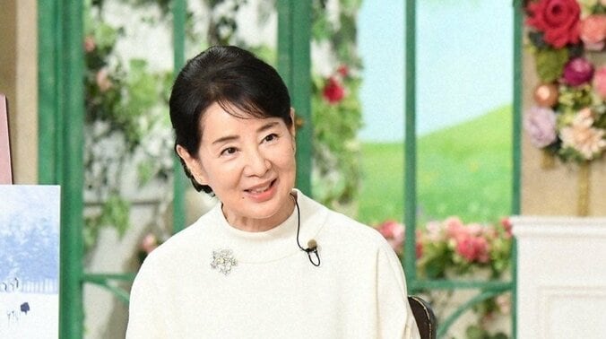 「何も着てないみたいですけど」吉永小百合、篠山紀信が撮った幻想的な作品を披露　撮影時は「あらいいわよ～とか女性的な言葉で…」 4枚目