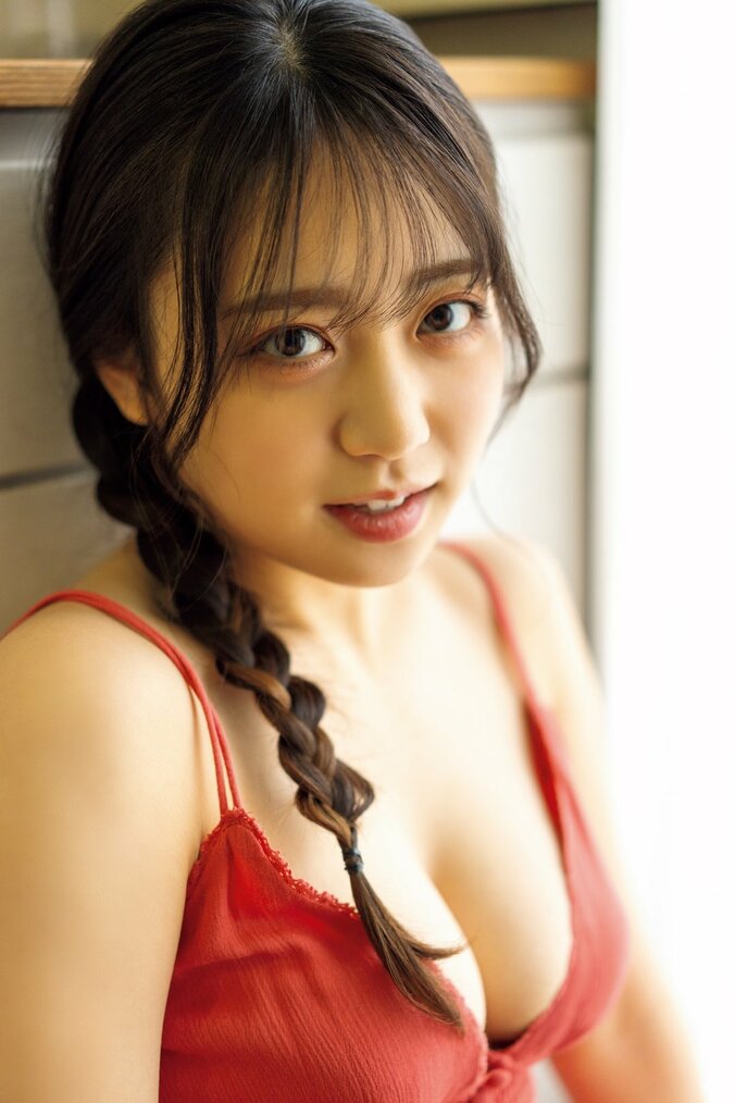 【写真・画像】“元おはガール”渡辺優奈、初デジタル写真集から厳選カット 『FLASH』登場　1枚目