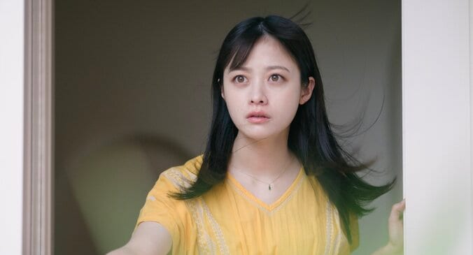 ABEMAオリジナルドラマ『バカンスの法則』のオープニング曲にILLIT「I Got Your Back」が決定 予告映像も公開 5枚目