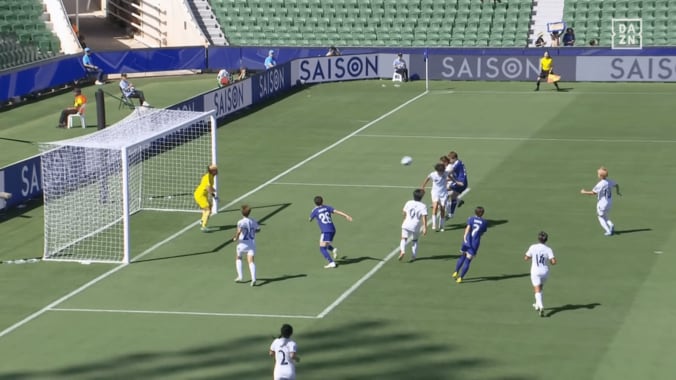 「極上だ」なでしこジャパン切り札、美しすぎる“放物線クロス”で大仕事！追加点アシストの瞬間「やっぱ千葉玲海菜が入ると点が入る」【女子アジアカップ】 4枚目