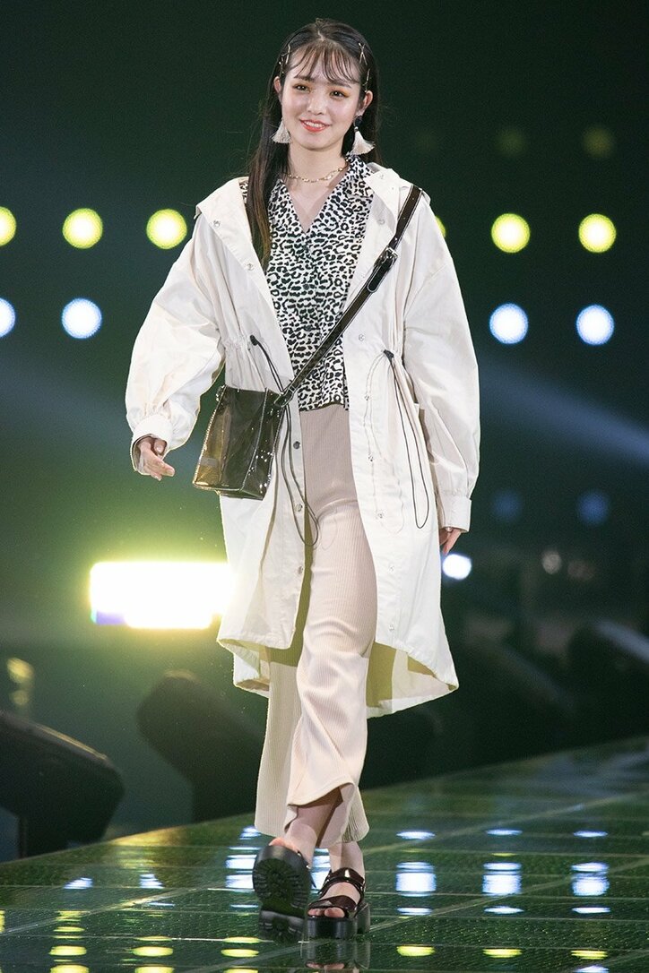 山田優が圧巻のスタイルで存在感放つ! 人気モデルが一堂に『TGC』【画像集】