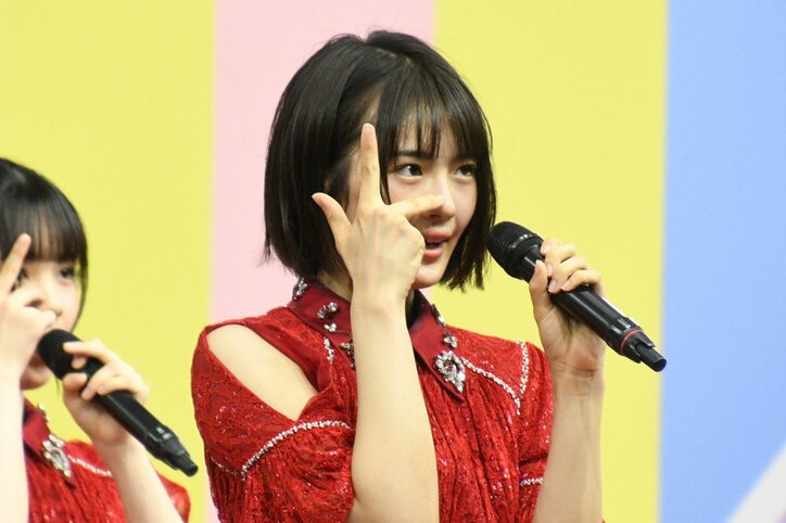 乃木坂46・4期生が初の『TIF』出演でフレッシュなパフォーマンス、清宮レイの”必殺技レイパンチ”に会場沸く