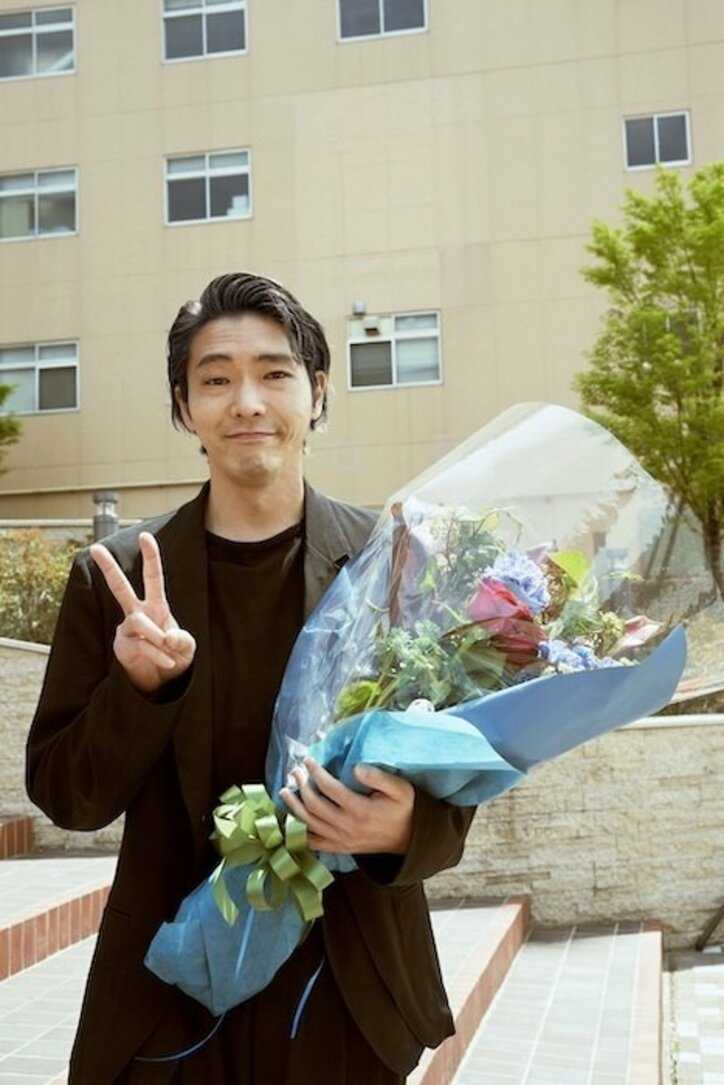 永瀬廉、池田エライザ&柄本佑らとの撮影は「刺激的な毎日」 『真夜中乙女戦争』クランクアップ