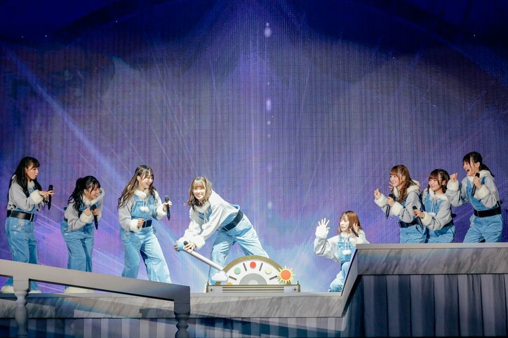 日向坂46「ひなくり2019」でサンタ姿に変身！ 来年12月に東京ドーム2days公演も決定