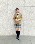 鈴木奈々、久々の制服姿に反響「可愛いすぎます！」
