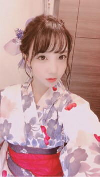 ざわちん、誕生日の浴衣姿を披露「アイドル以上！」「艶やか美人」と反響