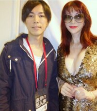 叶姉妹『進撃の巨人❤️最終話✨❤️諫山先生✨11年7ヵ月の心のザワザワ❤️と感動を❤️ありがとうございました✨』