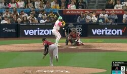 巨人に戻ってきてもいいんだよ？ 元・巨人の助っ投、“NPB最速右腕”ビエイラの“剛速球ストレート”がエグすぎる「大化けしそうだけどな」「なんでこの球でダメなのか」