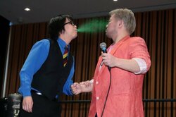 男色ディーノ、メンタル崩壊の危機  連日連夜のムタ“呪いの毒霧”で大ダメージ