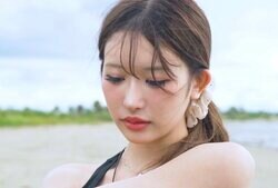 スタイル抜群のK-1ラウンドガールやフラダンサーらがビーチで本気バトル！「いいですね〜」ニューヨーク屋敷絶賛