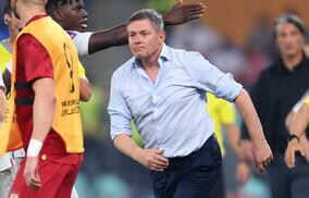 「クソッタレ！」ストイコビッチ監督が興奮し問題発言、スイスとセルビアに起きた4年前の遺恨が再燃か「とても悪い振る舞い」