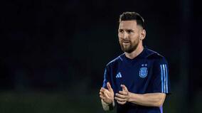 バルセロナ重役、メッシの復帰噂に「夢は自由だろ」