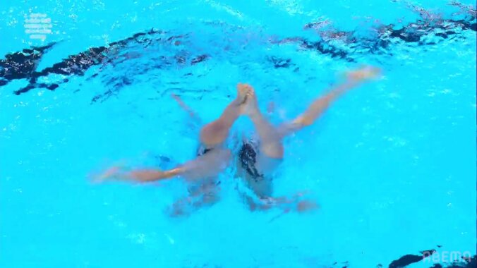 これで18歳? “レベル高過ぎ”の新エースが金メダリストと圧巻演技！高難度ハイブリッドもなんのその...「驚きをもっています」解説者も驚愕 3枚目